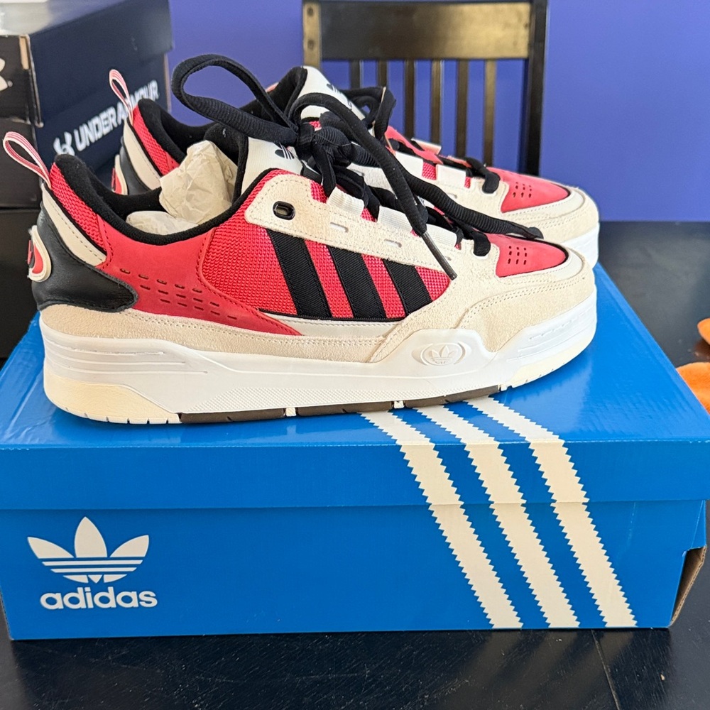 Adidas Mens ADI2000 sneakers size 13